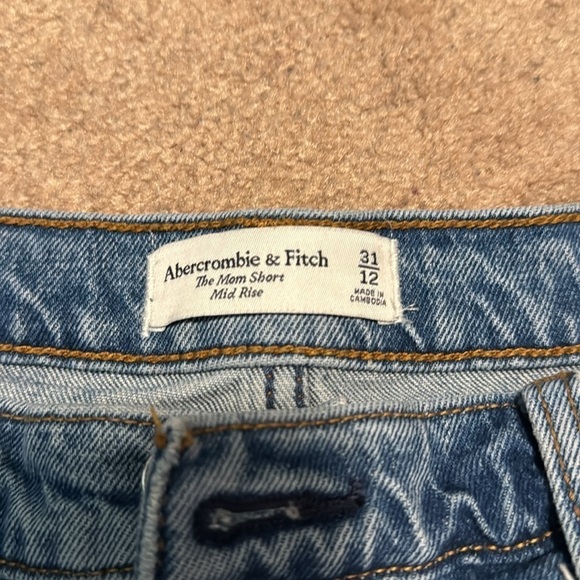 Abercrombie and fitch the mom short size 31/12 - Picture 2 of 3